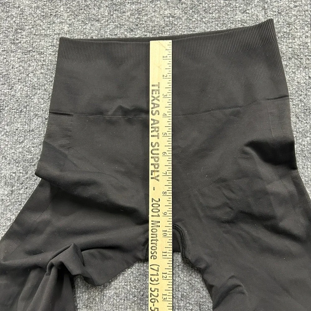 Lululemon Leggings Womens Size 4 Black Ebb to Street Crop Seamless Athletic Yoga